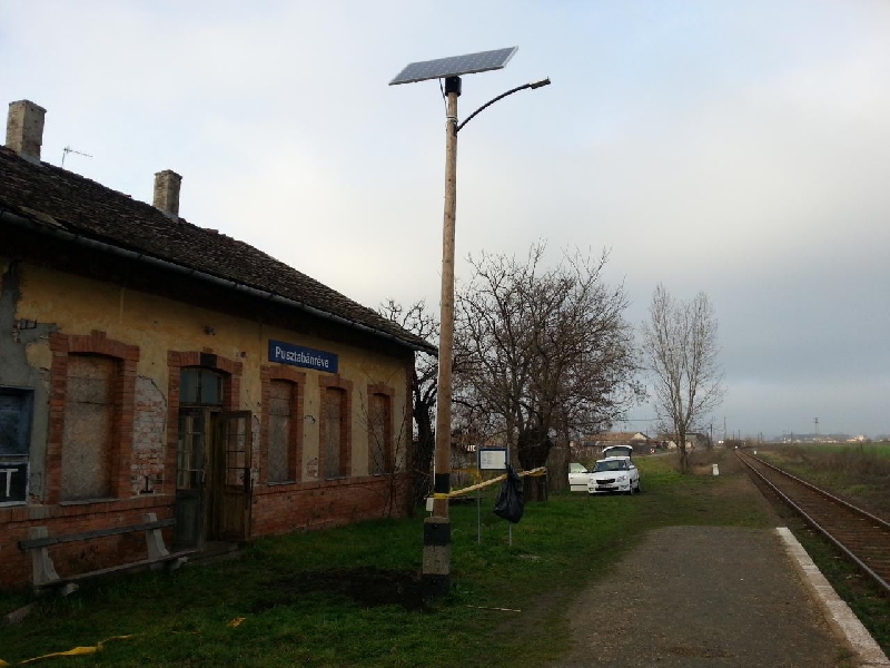 Pusztabánréve MÁV station, solar public lighting