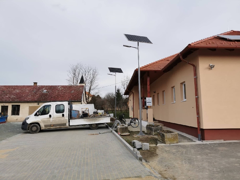 Zalaszentiván, Solar powered street ighting 