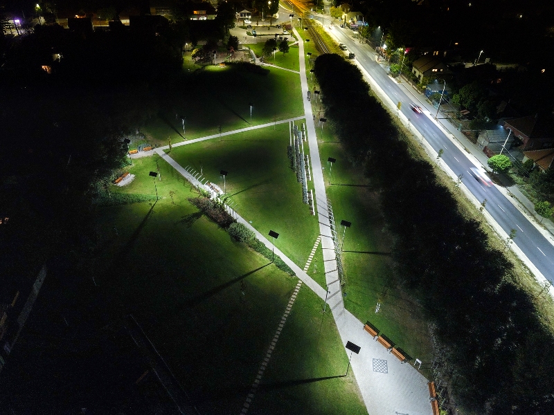 Gyál, Millenium Park solar walkway lighting